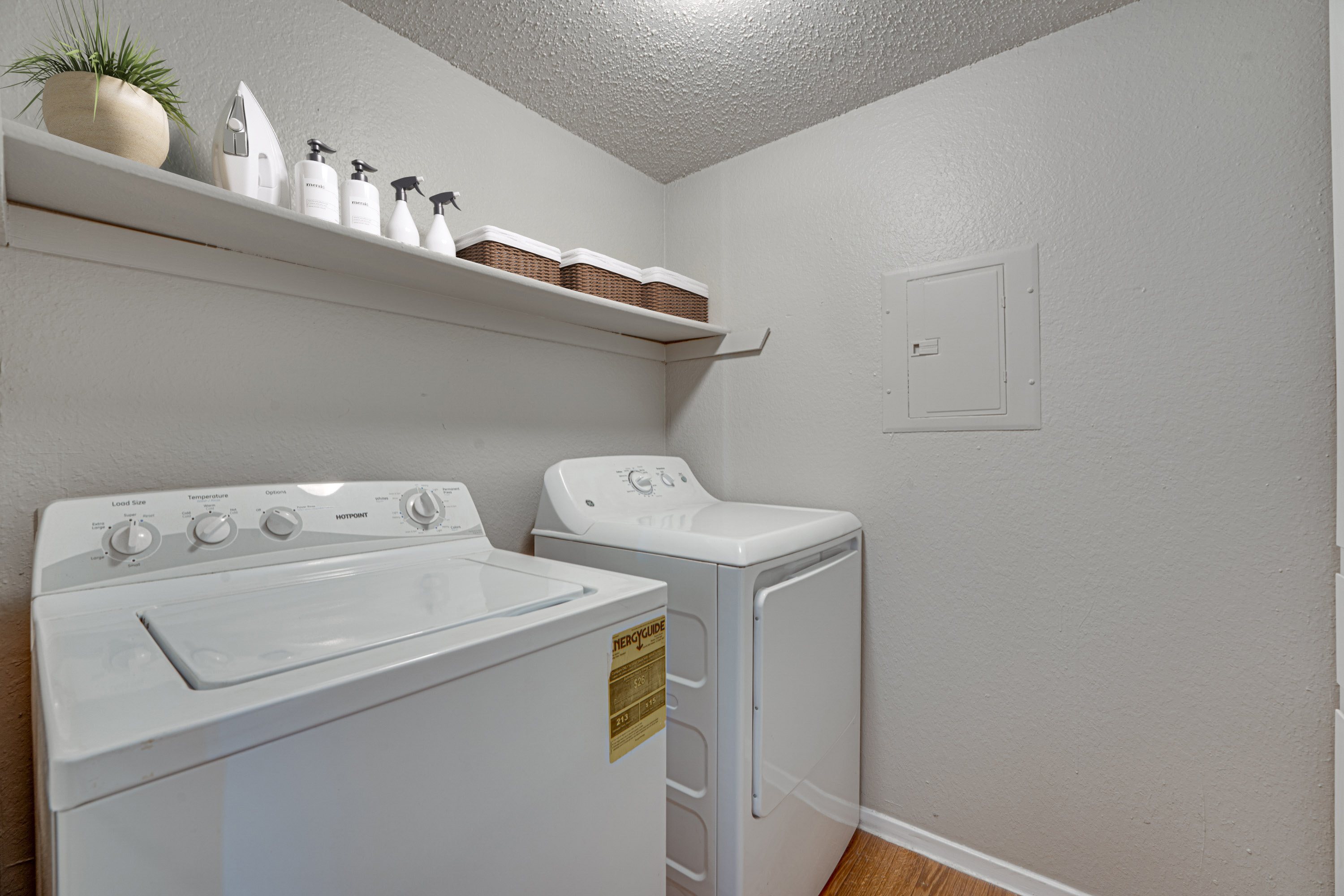White Washing Machine at Bardin Oaks Apartments, Texas, 76018
